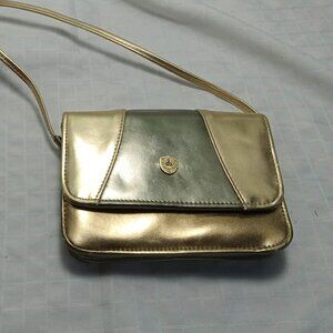 Small silver-gold handbag, db collection, circa 1980 6 1/2 X 4 3/4 inches